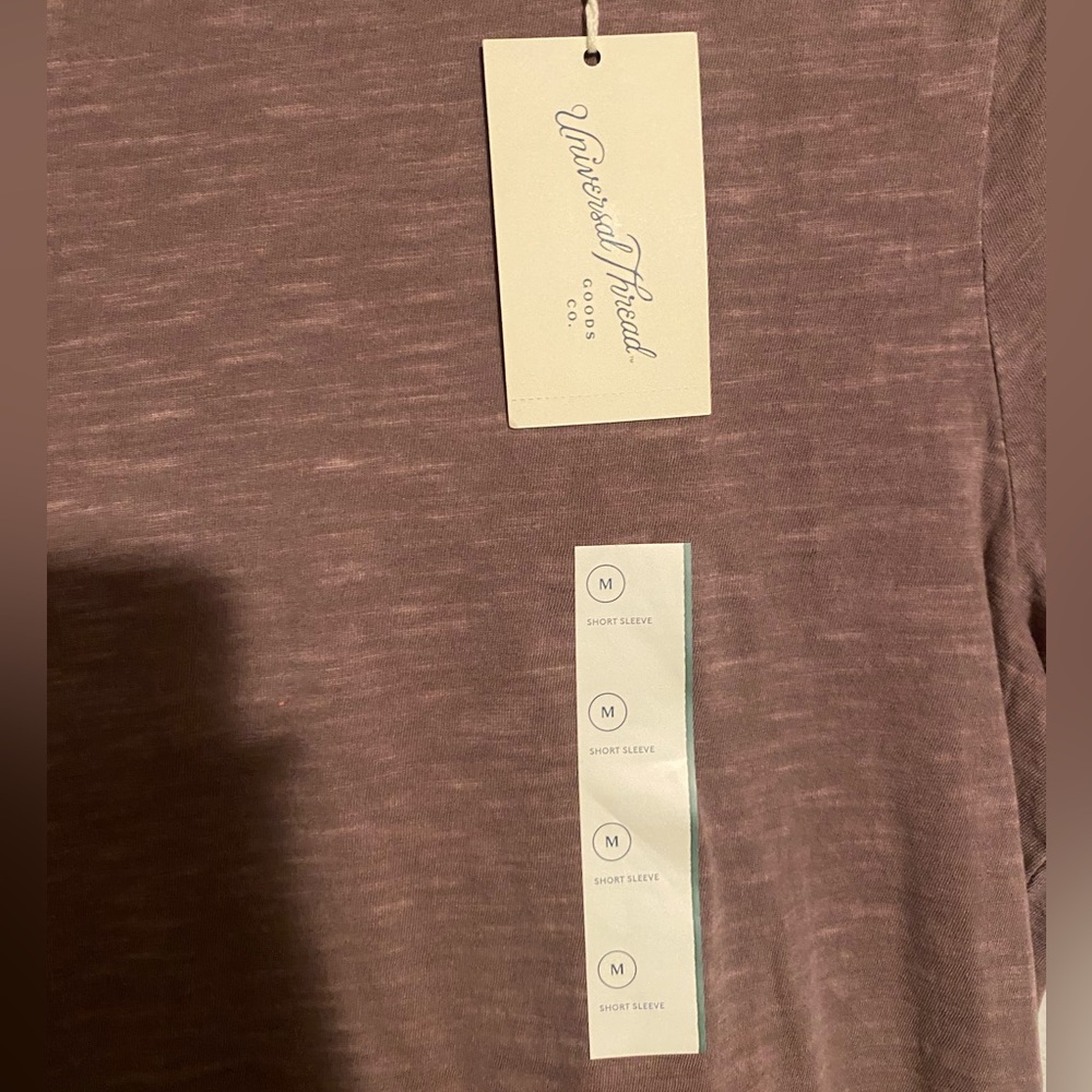 NWT Universal Thread T Shirt